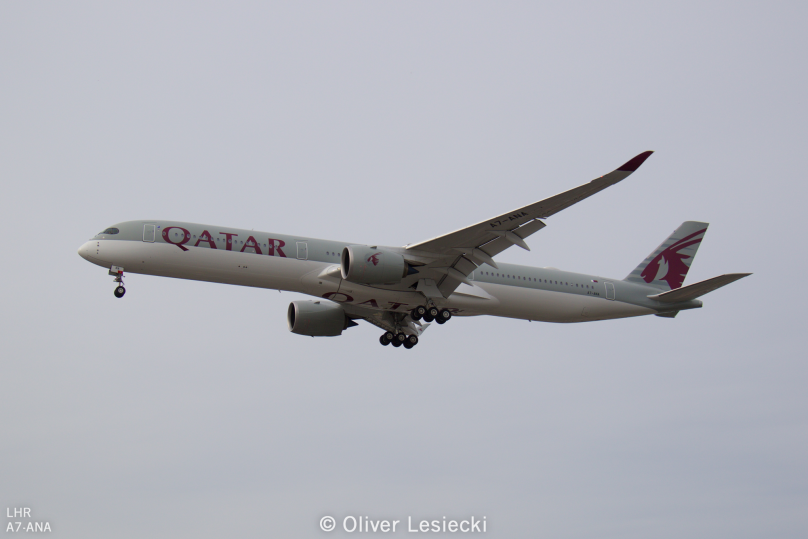 X_Qatar_A350_A7ANA_01_LHR_230618_IG7